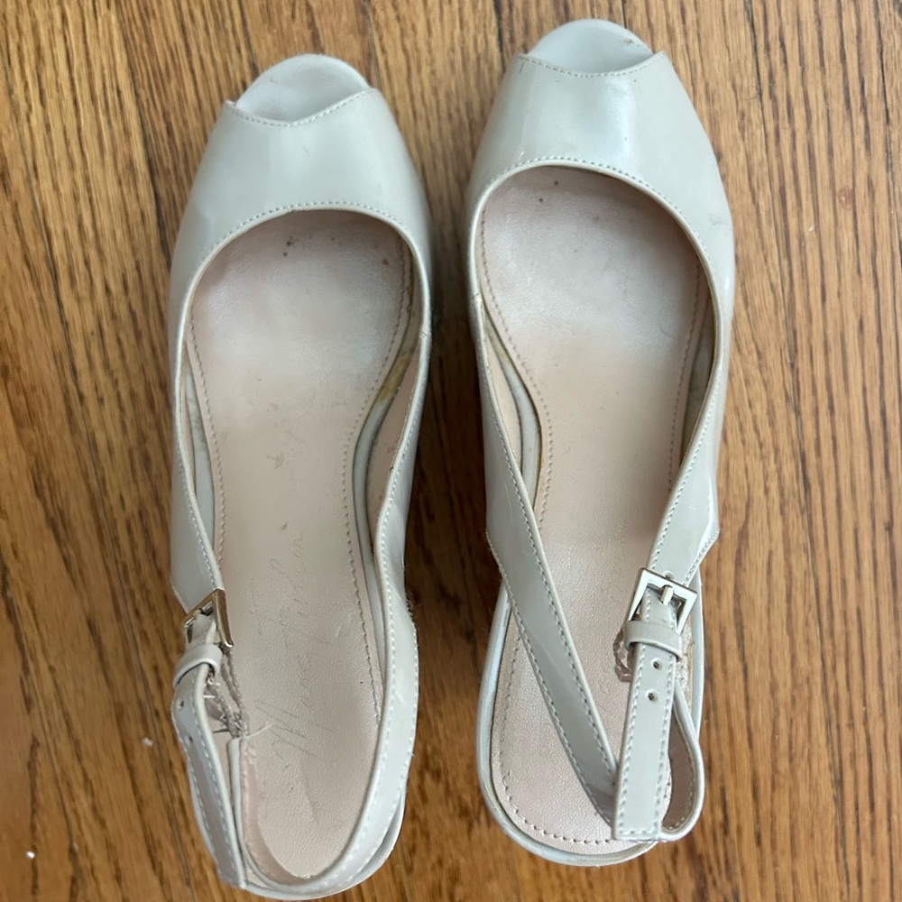 Marc Fisher Wedges